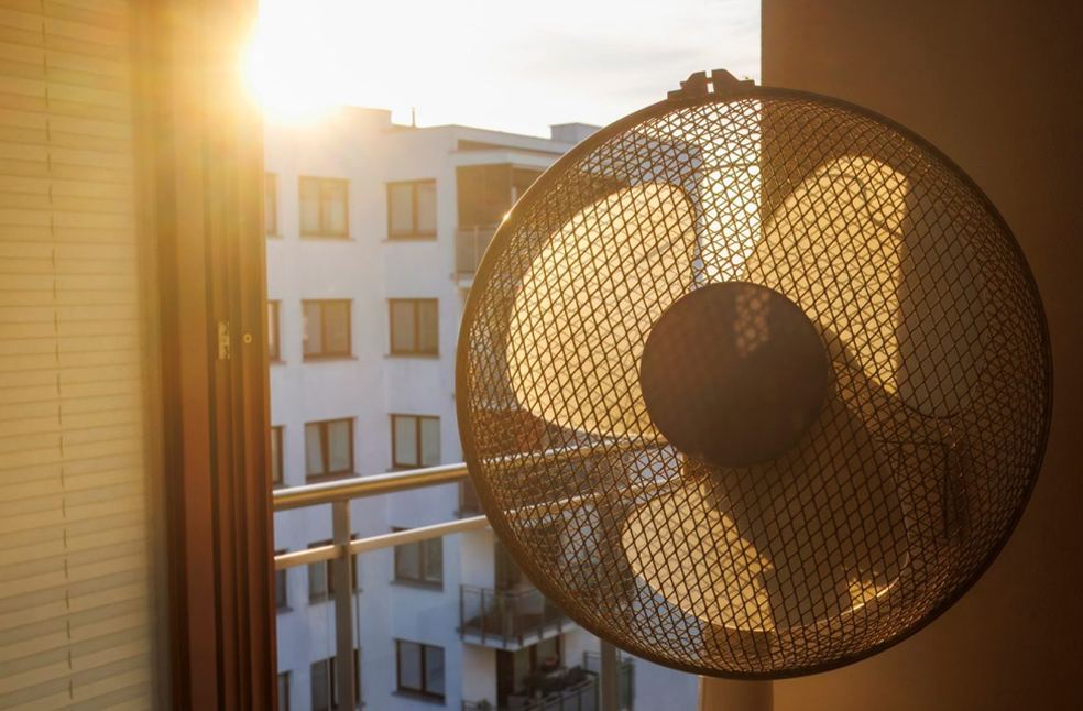 Image of a table fan on a sunny day