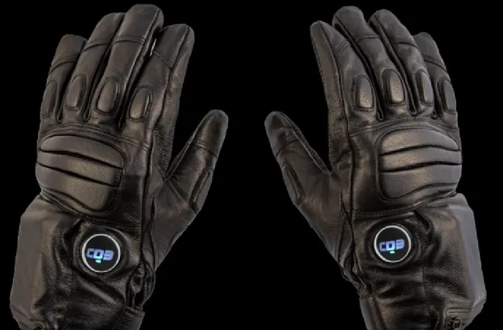 ICE electric gloves for agents