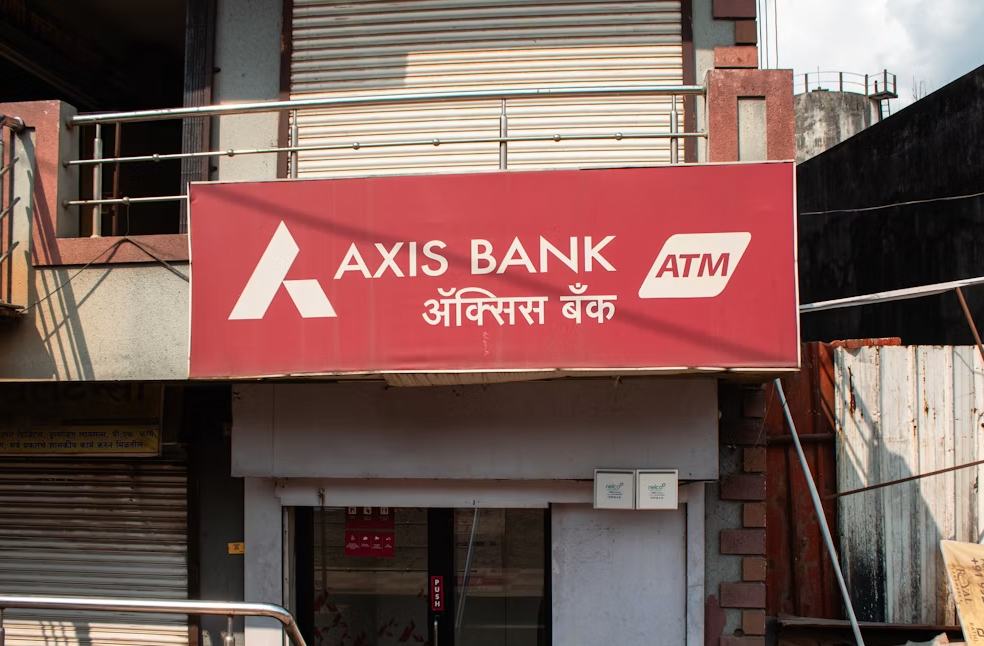 Apple Pay via Axis Bank-Image from-Unsplash