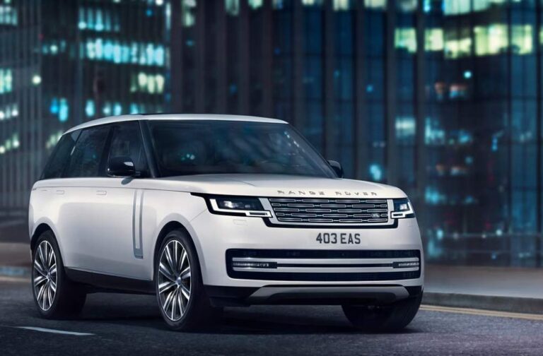Range Rover unveils fully electric model after year-long delay Range Rover unveils fully electric model after year-long delay