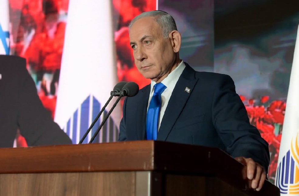 Benjamin Netanyahu ordered lockdown