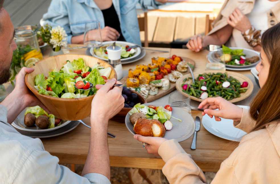Farm-to-table Dining at Organic Farm Visits