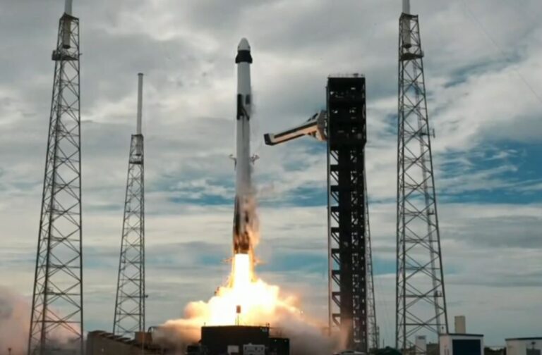 SpaceX crew led by Jessica Watkins sets US speed record Jessica Watkins